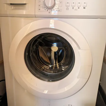 شقة 